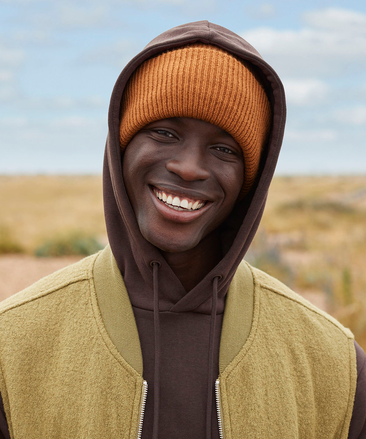 Classic engineered deep-cuffed beanie – lifestyle
