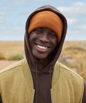 Classic engineered deep-cuffed beanie – lifestyle