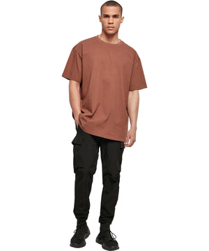 Heavy oversized tee – lifestyle