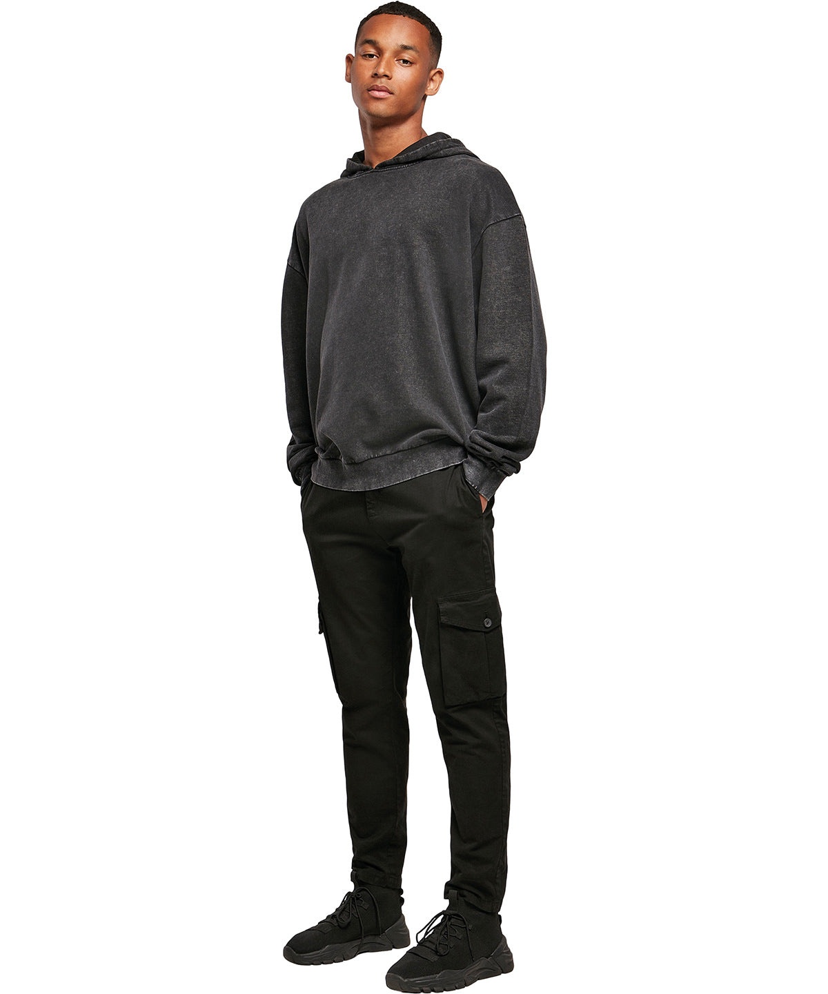 Acid washed oversize hoodie – lifestyle