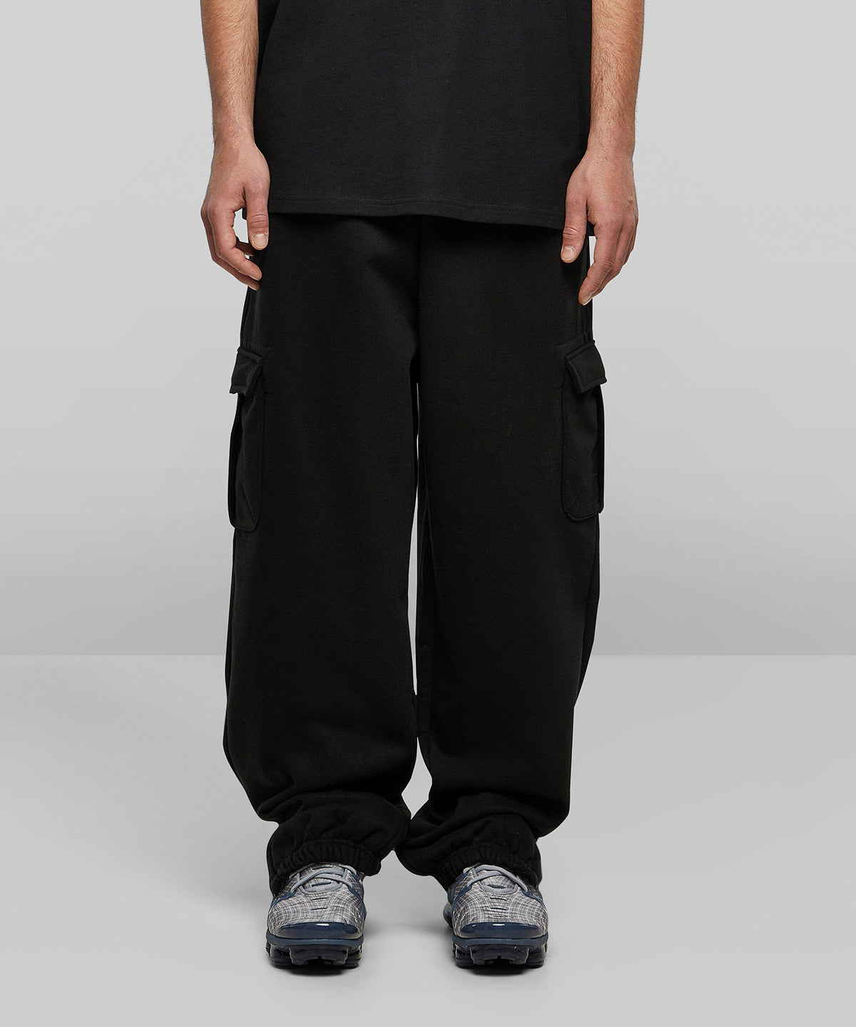 90s cargo sweatpants – lifestyle