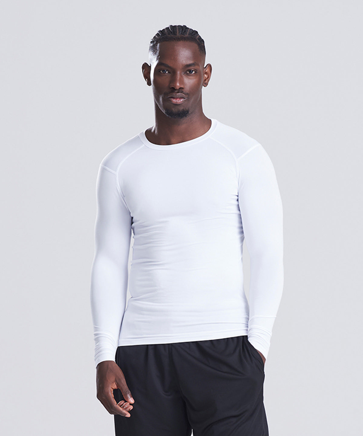 Active recycled baselayer – lifestyle