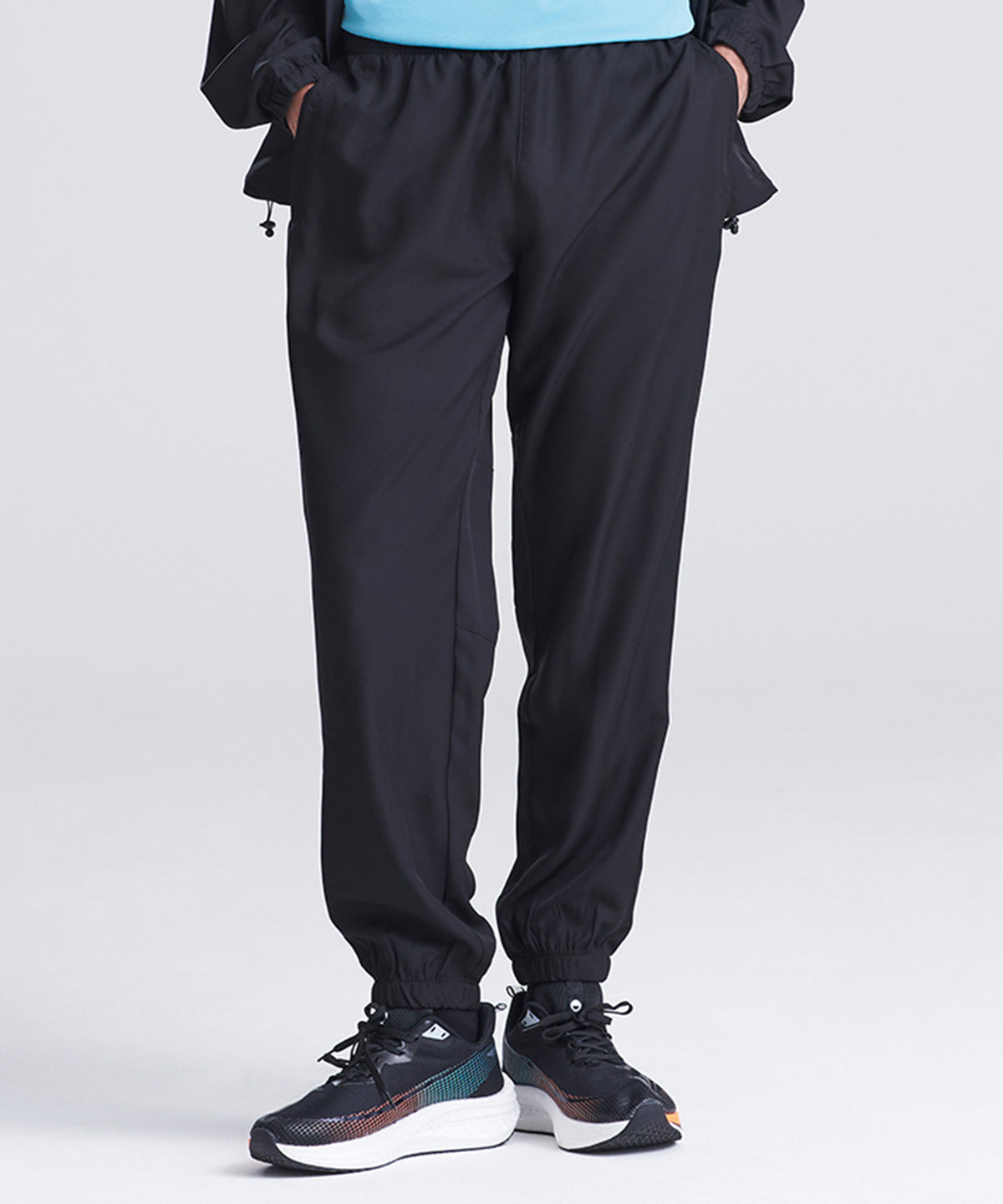Active trackpants – lifestyle