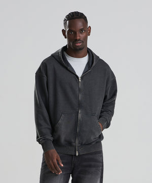 Vintage washed zoodie – lifestyle