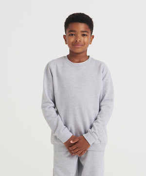 Kids AWDis sweatshirt – lifestyle