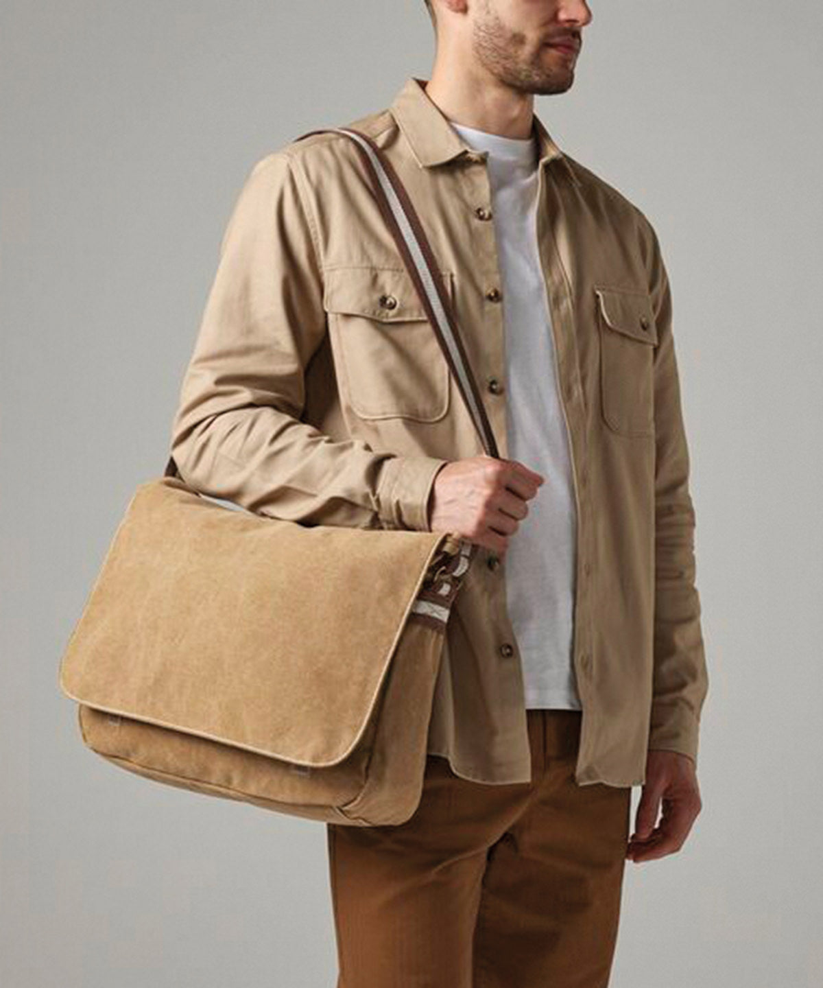 Vintage canvas despatch bag – lifestyle