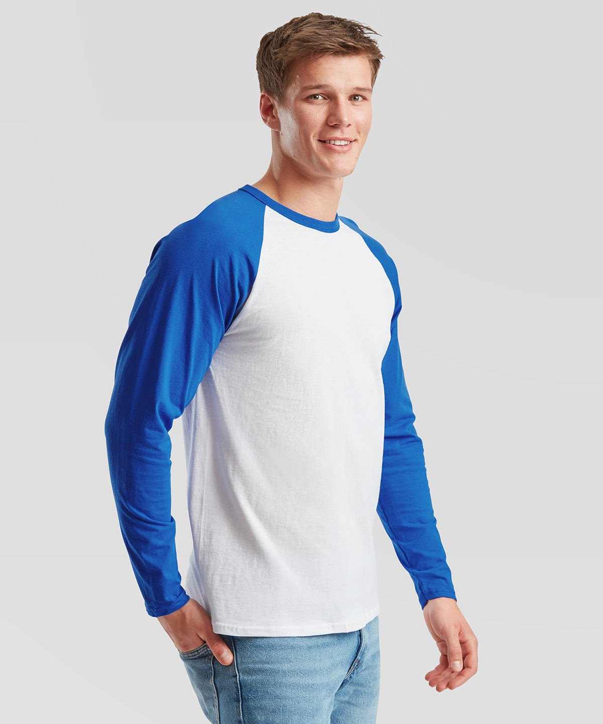 Long sleeve baseball T – lifestyle