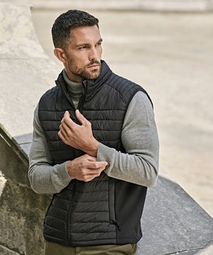 Crossover bodywarmer – lifestyle