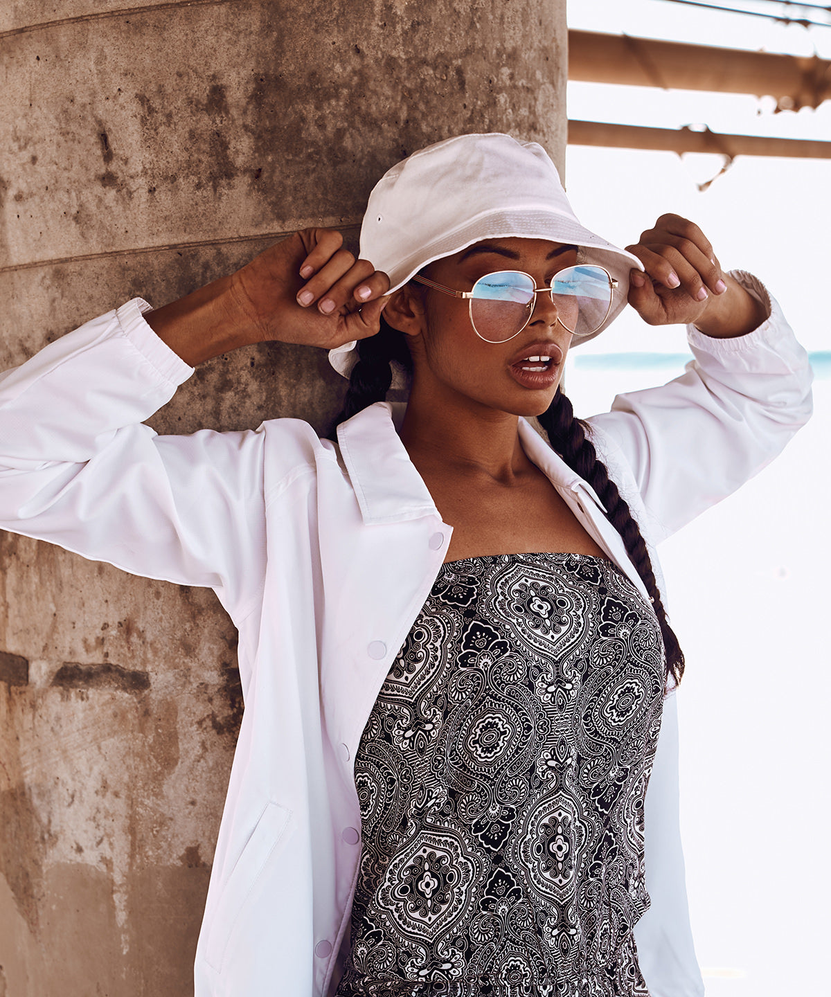 Flexfit cotton twill bucket hat (5003) – lifestyle