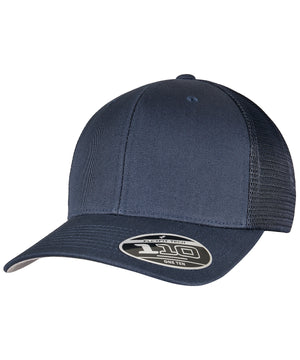 110 mesh cap (110M) – lifestyle